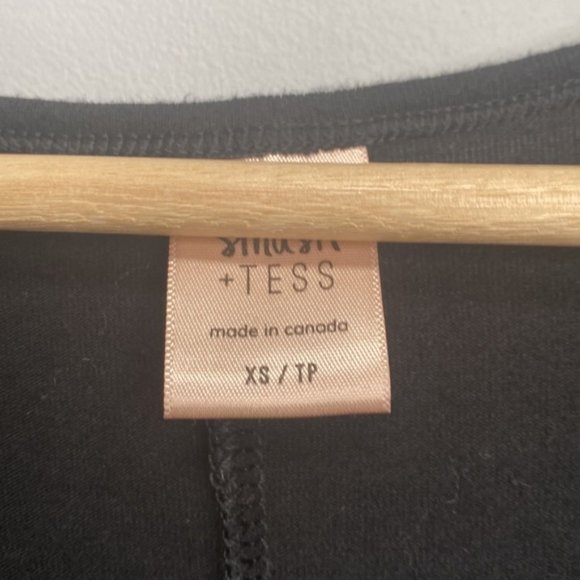 ❗️SOLD❗️Smash + Tess Black Long Sleeve Romper Size XS - Picture 4 of 8